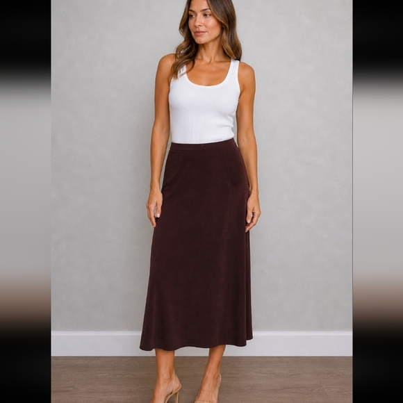 Jessica Holbrook Dresses & Skirts - JESSICA HOLBROOK Easy Care Long Skirt Medium